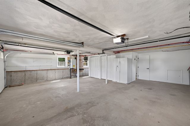 585 N Eastern Ave, Fall River, MA 02720