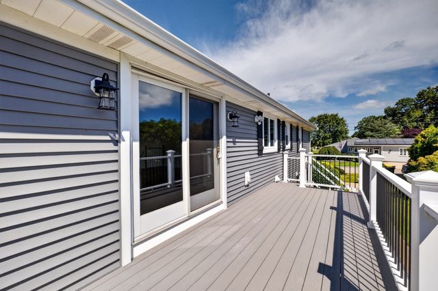 585 N Eastern Ave, Fall River, MA 02720