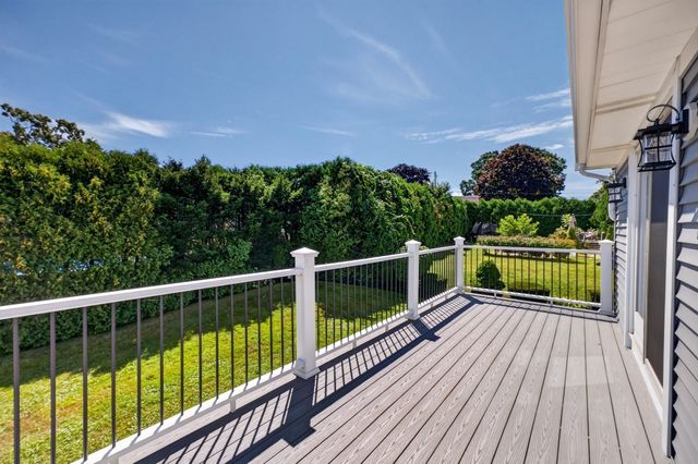 585 N Eastern Ave, Fall River, MA 02720