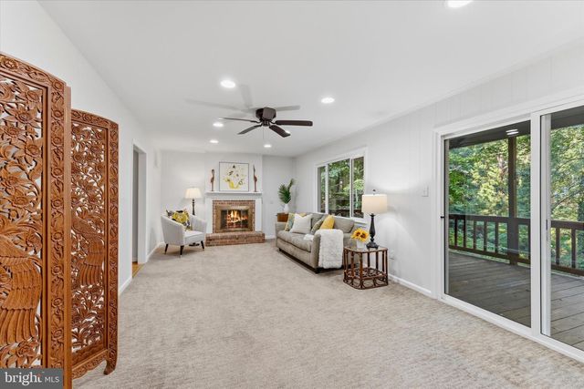 1516 N CHAMBLISS ST, Alexandria, VA 22312