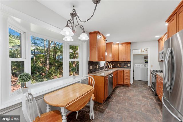 1516 N CHAMBLISS ST, Alexandria, VA 22312