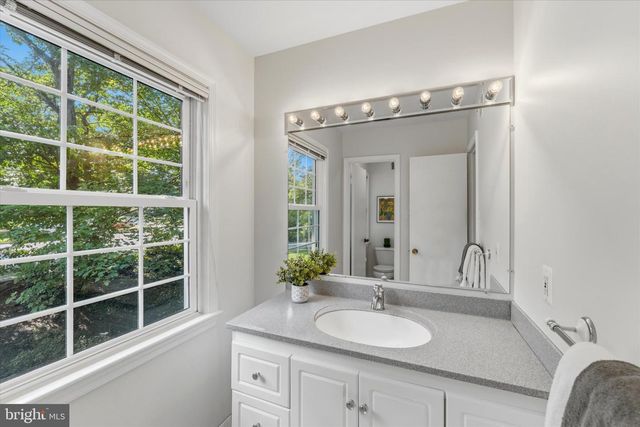 1516 N CHAMBLISS ST, Alexandria, VA 22312