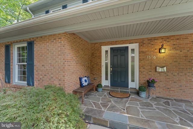 1516 N CHAMBLISS ST, Alexandria, VA 22312