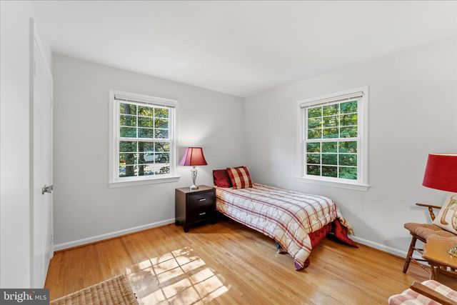 1516 N CHAMBLISS ST, Alexandria, VA 22312