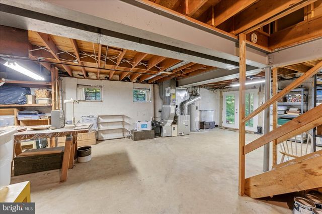1516 N CHAMBLISS ST, Alexandria, VA 22312