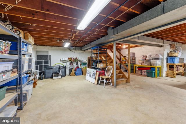 1516 N CHAMBLISS ST, Alexandria, VA 22312