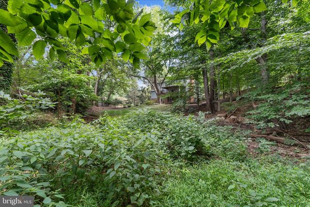 1516 N CHAMBLISS ST, Alexandria, VA 22312