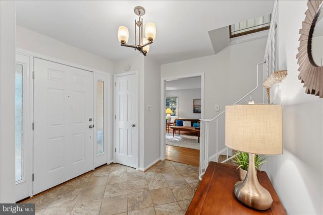 1516 N CHAMBLISS ST, Alexandria, VA 22312