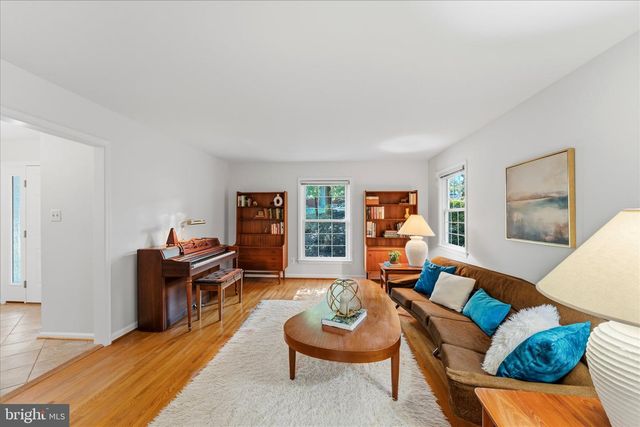 1516 N CHAMBLISS ST, Alexandria, VA 22312