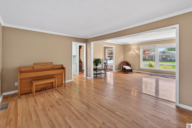 155 Susan Lane, Paducah, KY 42003