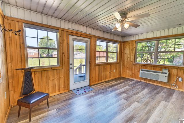 155 Susan Lane, Paducah, KY 42003