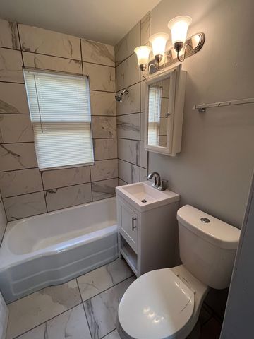 14414 Parnell Avenue, Riverdale, IL 60827