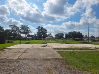 300 Canal Lane, Houma, LA 70364