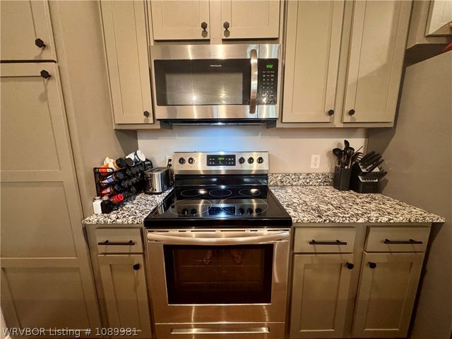 1100 Lavender Road, Fort Smith, AR 72916