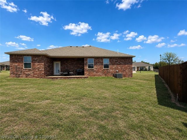 1100 Lavender Road, Fort Smith, AR 72916
