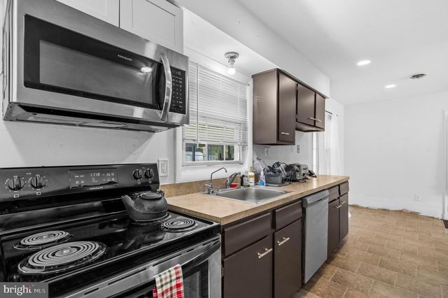 5700 PARK DR, Bowie, MD 20715