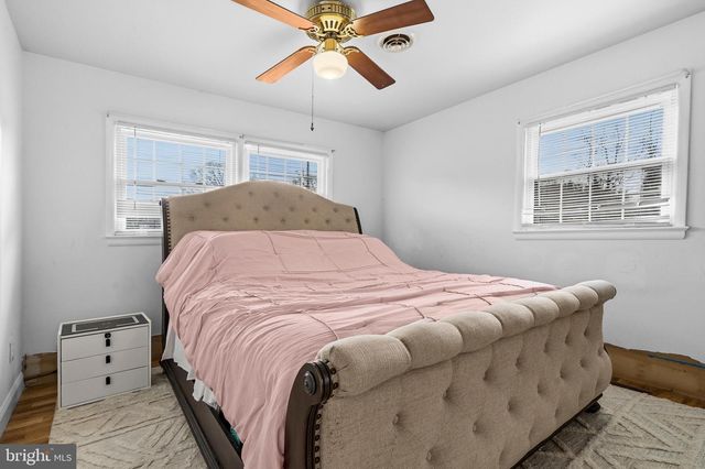 5700 PARK DR, Bowie, MD 20715