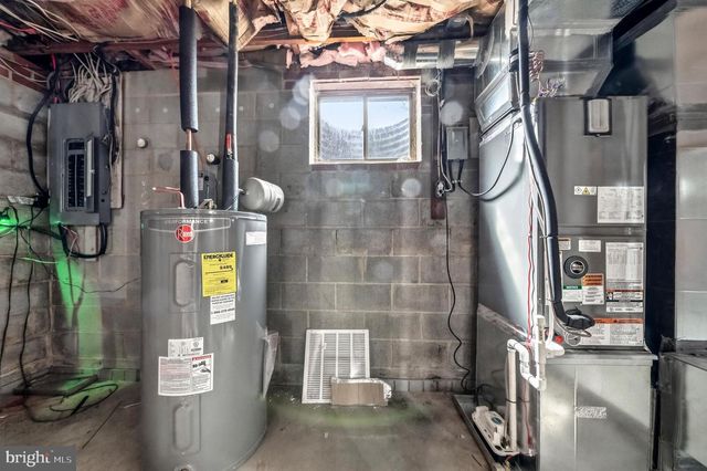 5700 PARK DR, Bowie, MD 20715