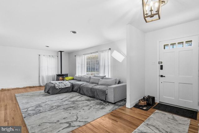 5700 PARK DR, Bowie, MD 20715