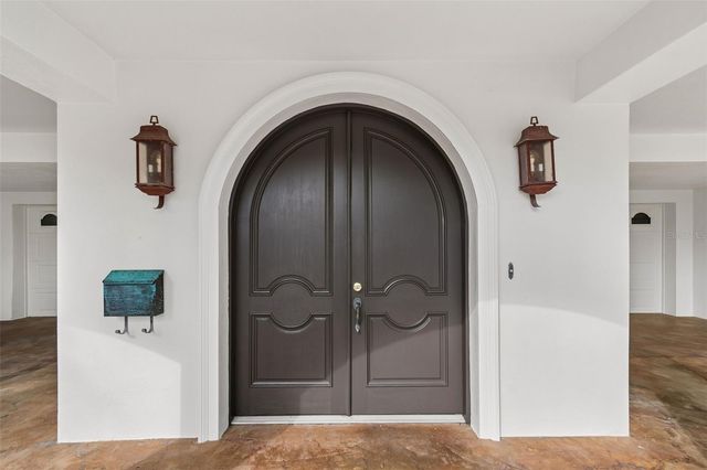 2811 SUNSET WAY, St Pete Beach, FL 33706