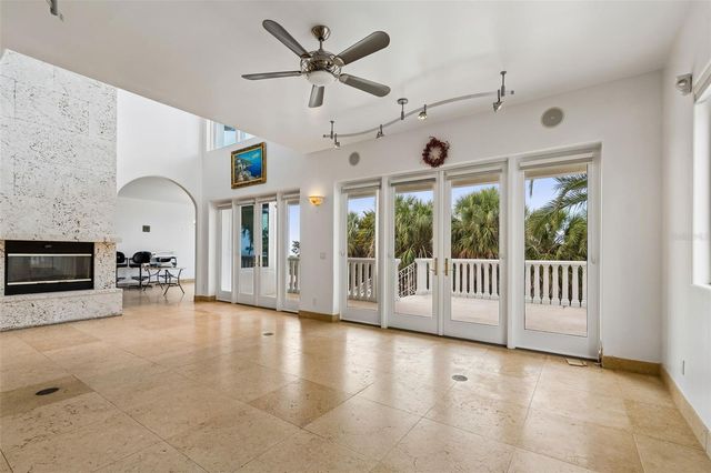 2811 SUNSET WAY, St Pete Beach, FL 33706