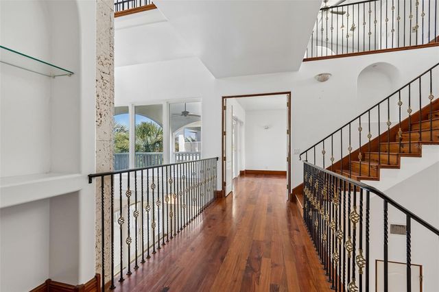 2811 SUNSET WAY, St Pete Beach, FL 33706