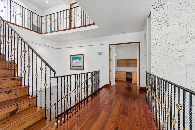 2811 SUNSET WAY, St Pete Beach, FL 33706