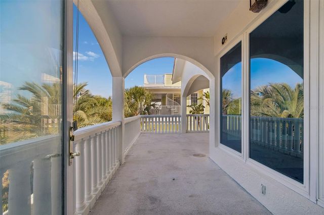 2811 SUNSET WAY, St Pete Beach, FL 33706