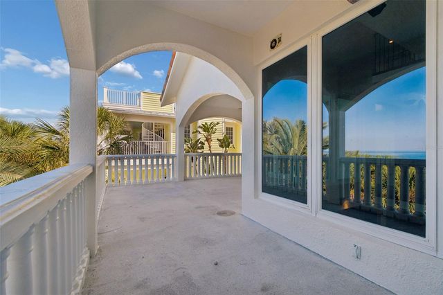 2811 SUNSET WAY, St Pete Beach, FL 33706