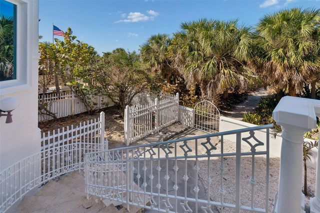 2811 SUNSET WAY, St Pete Beach, FL 33706