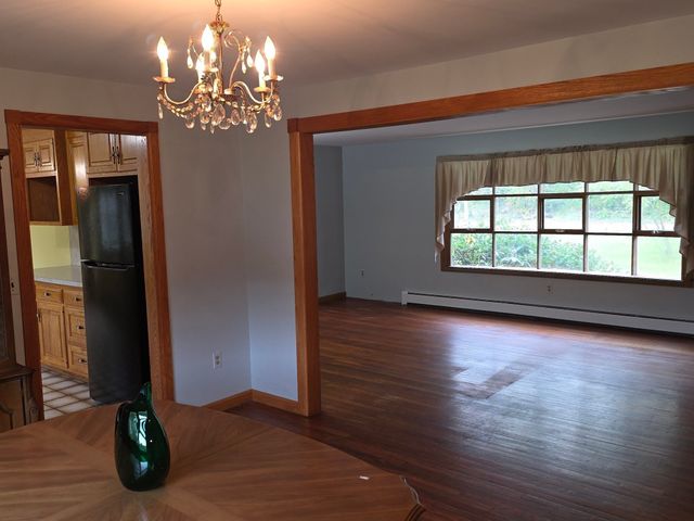 24 Elm St, Franklin, MA 02038