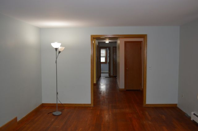 24 Elm St, Franklin, MA 02038