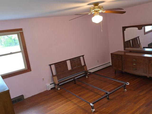 24 Elm St, Franklin, MA 02038