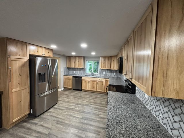 2805 N Grant Avenue, Springfield, MO 65803