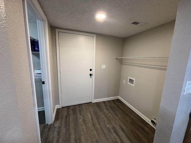 2805 N Grant Avenue, Springfield, MO 65803