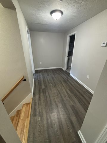 2805 N Grant Avenue, Springfield, MO 65803