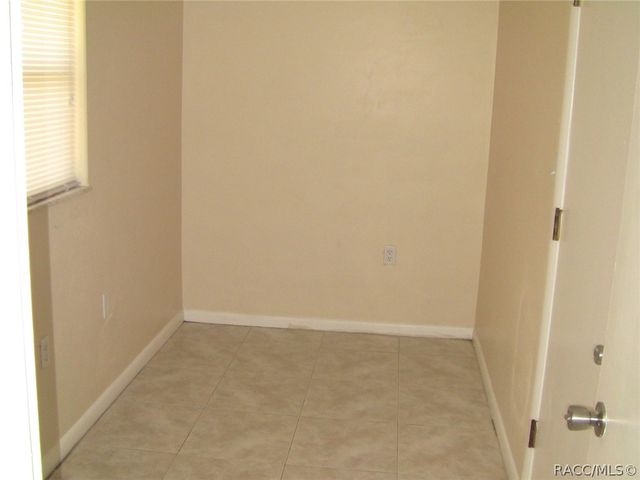 198 W Valerian Place, Beverly Hills, FL 34465