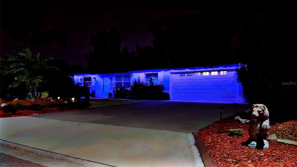 Image 64 of property listing at 201 79TH AVENUE NE, St Petersburg, FL 33702