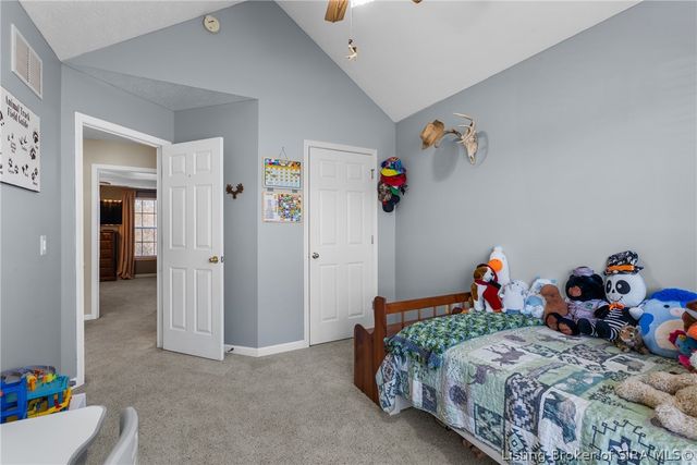 5503 Sky Ridge Road, Charlestown, IN 47111