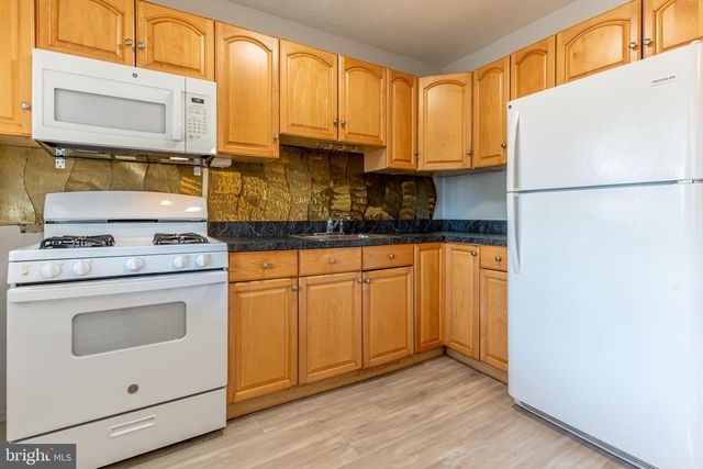 577 WELBROOK, Baltimore, MD 21221