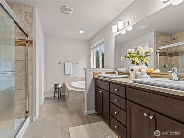 8104 52nd Avenue NE, Olympia, WA 98516