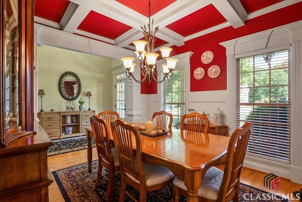 Image 11 of property listing at 1917 Hearthstone Court, Winder, GA 30680