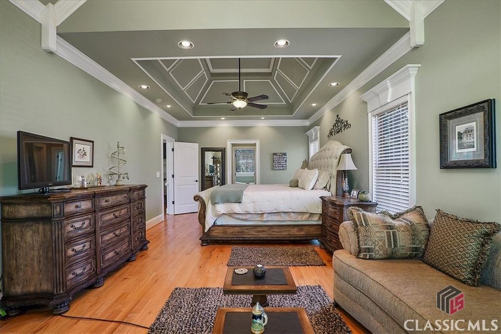 Image 18 of property listing at 1917 Hearthstone Court, Winder, GA 30680