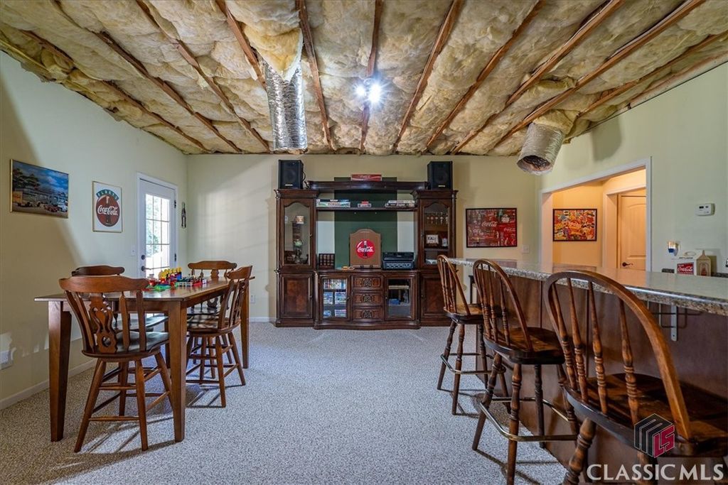 Image 38 of property listing at 1917 Hearthstone Court, Winder, GA 30680