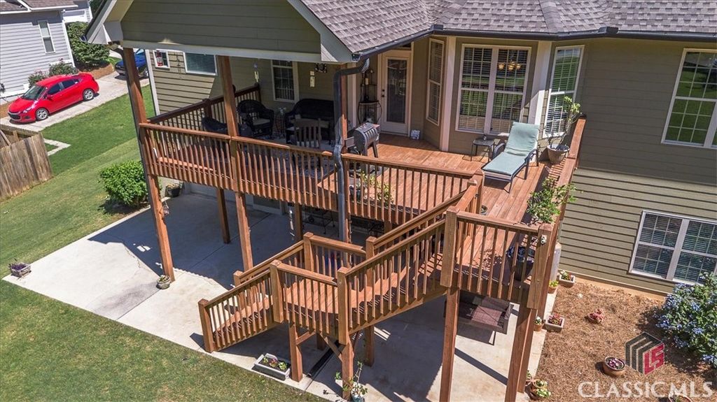 Image 41 of property listing at 1917 Hearthstone Court, Winder, GA 30680