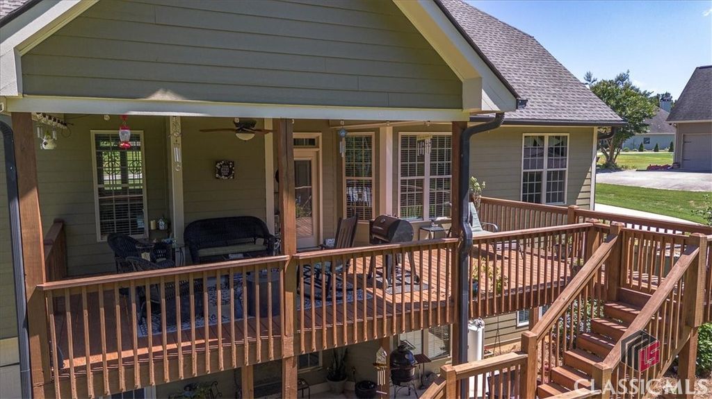 Image 42 of property listing at 1917 Hearthstone Court, Winder, GA 30680