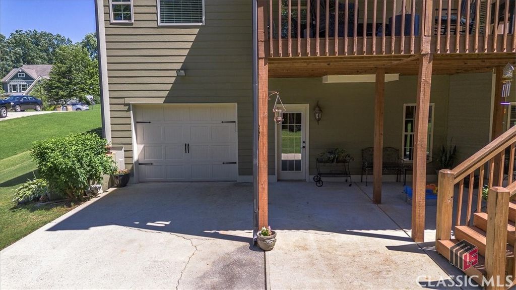 Image 45 of property listing at 1917 Hearthstone Court, Winder, GA 30680
