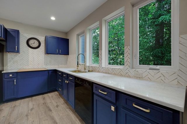 3336 Creatwood Trail SE, Smyrna, GA 30080
