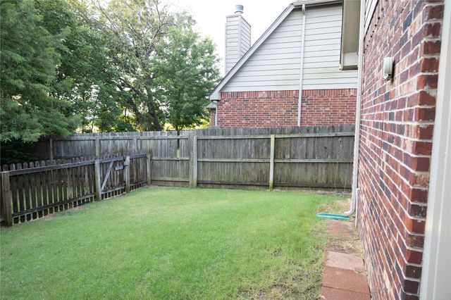 3505 S 18th Street, Broken Arrow, OK 74012