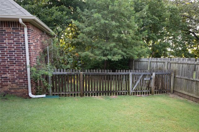 3505 S 18th Street, Broken Arrow, OK 74012